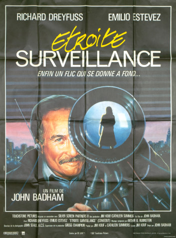 Étroite surveillance