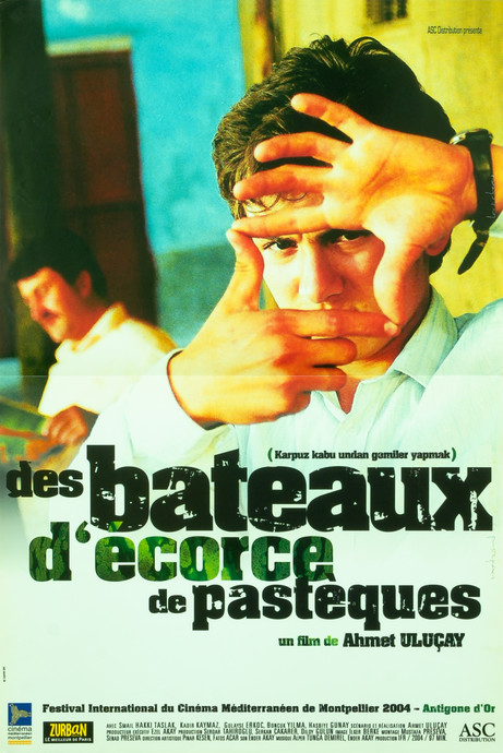 Des Bâteaux d'écorce de pastèque